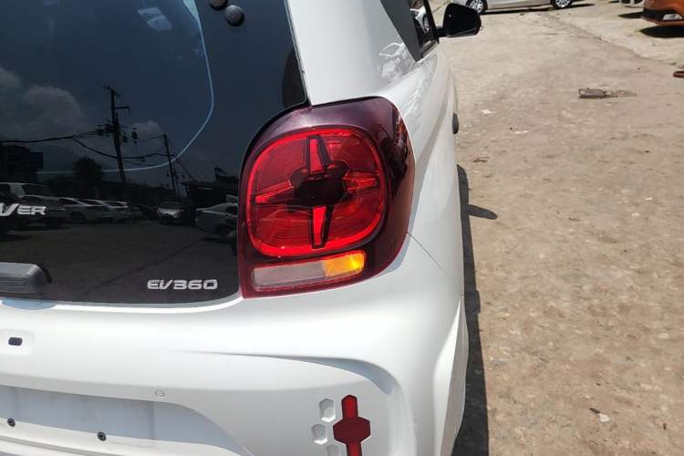 Used Roewe Clever 2021 302km All-Round Version Right Rear Taillight