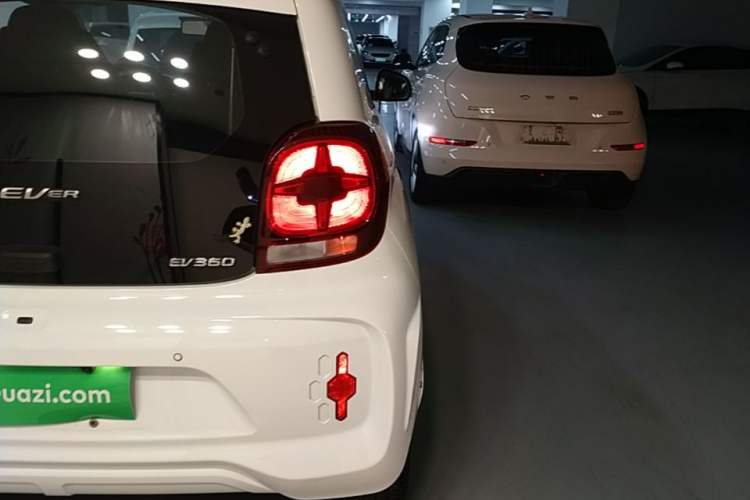 Used Roewe Clever 2021 302km All-Round Version Right Rear Taillight