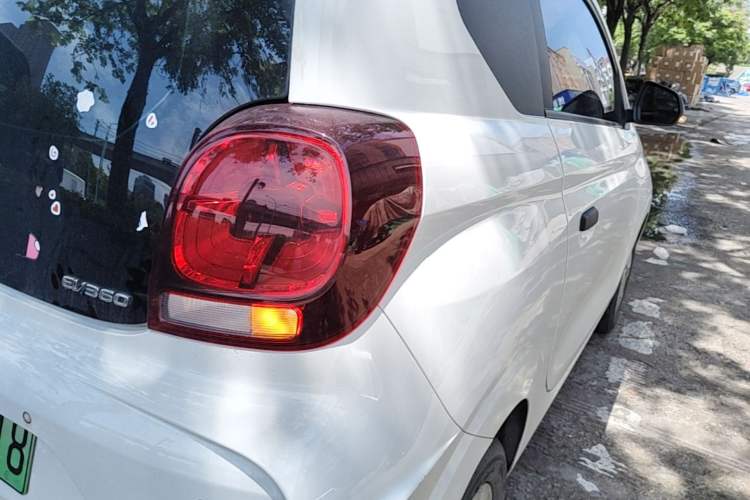 Used Roewe Clever 2021 302km Excellence Edition Right Rear Taillight
