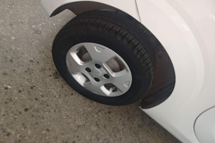 Used Roewe Clever 2021 302km Excellence Edition Right Rear Wheel Hub