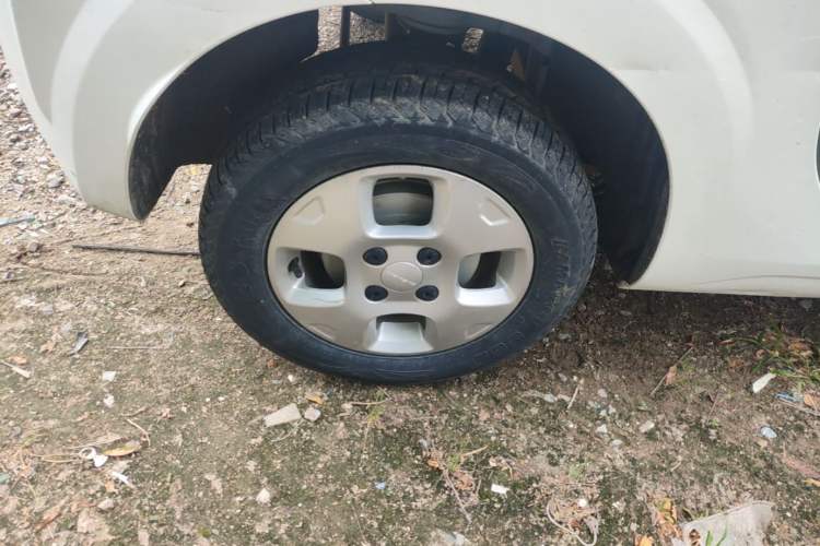 Used Roewe Clever 2021 302km All-Round Version Right Rear Wheel Hub