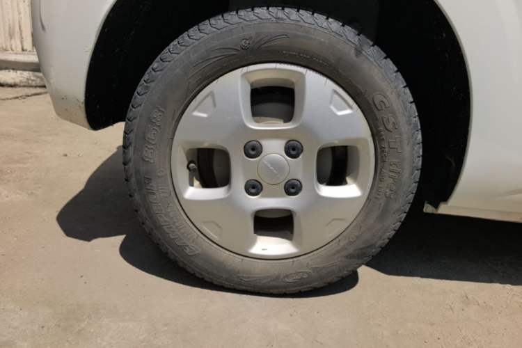 Used Roewe Clever 2021 302km Excellence Edition Right Rear Wheel Hub