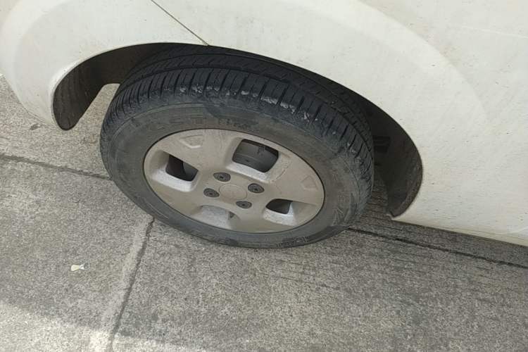 Used Roewe Clever 2021 302km All-Round Version Right Rear Wheel Hub