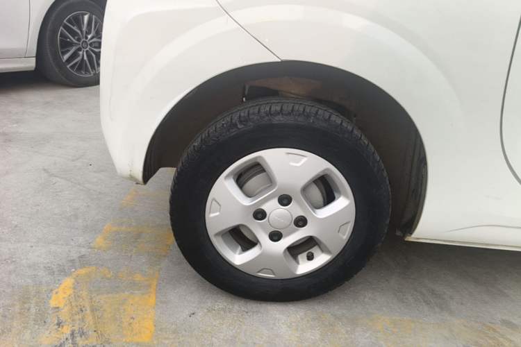 Used Roewe Clever 2021 302km All-Round Version Right Rear Wheel Hub
