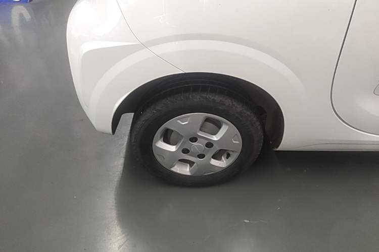 Used Roewe Clever 2021 302km All-Round Version Right Rear Wheel Hub
