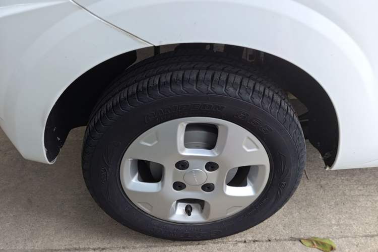 Used Roewe Clever 2021 302km Excellence Edition Right Rear Wheel Hub