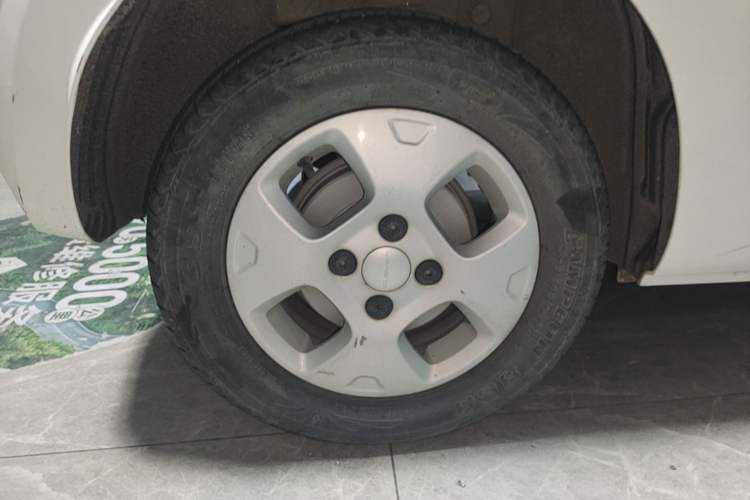 Used Roewe Clever 2021 302km All-Round Version Right Rear Wheel Hub