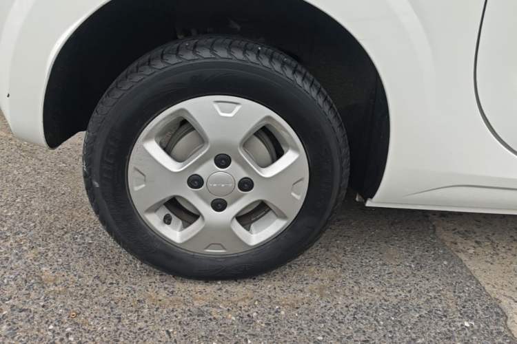 Used Roewe Clever 2021 302km All-Round Version Right Rear Wheel Hub