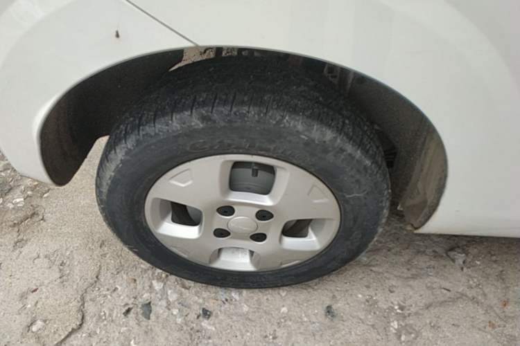 Used Roewe Clever 2021 302km All-Round Version Right Rear Wheel Hub