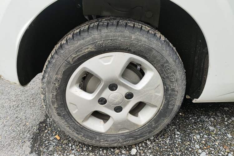 Used Roewe Clever 2021 302km All-Round Version Right Rear Wheel Hub