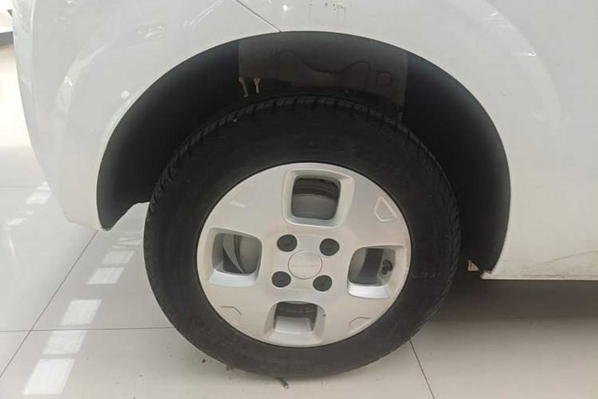 Used Roewe Clever 2021 302km All-Round Version Right Rear Wheel Hub