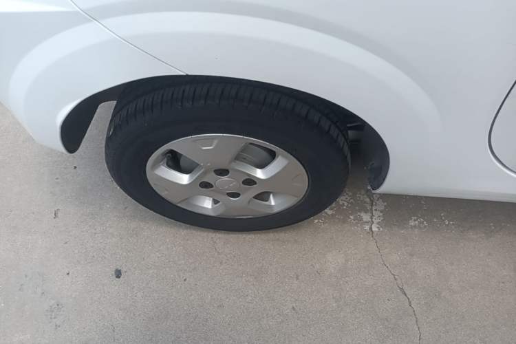 Used Roewe Clever 2021 302km All-Round Version Right Rear Wheel Hub