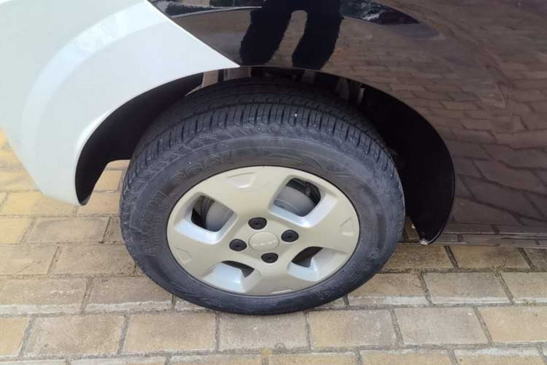 Used Roewe Clever 2021 302km All-Round Version Right Rear Wheel Hub