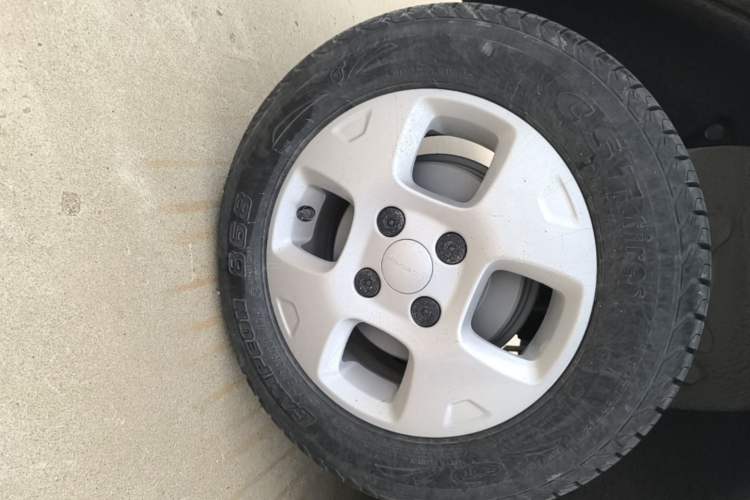 Used Roewe Clever 2021 302km Excellence Edition Right Rear Wheel Hub