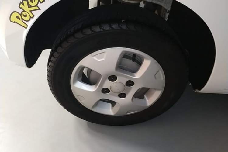 Used Roewe Clever 2021 302km All-Round Version Right Rear Wheel Hub