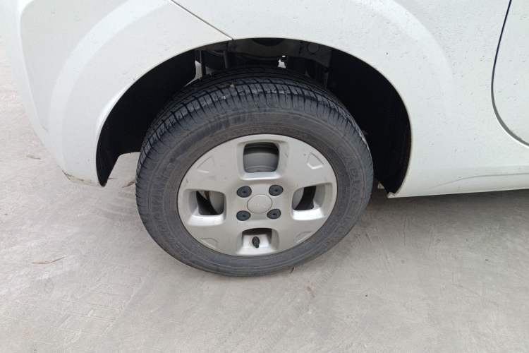 Used Roewe Clever 2021 302km Excellence Edition Right Rear Wheel Hub