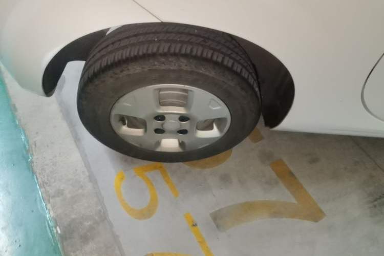 Used Roewe Clever 2021 302km Excellence Edition Right Rear Wheel Hub