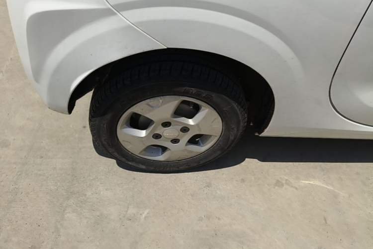 Used Roewe Clever 2021 302km All-Round Version Right Rear Wheel Hub
