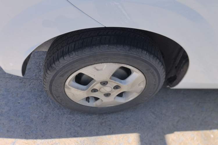 Used Roewe Clever 2021 302km All-Round Version Right Rear Wheel Hub