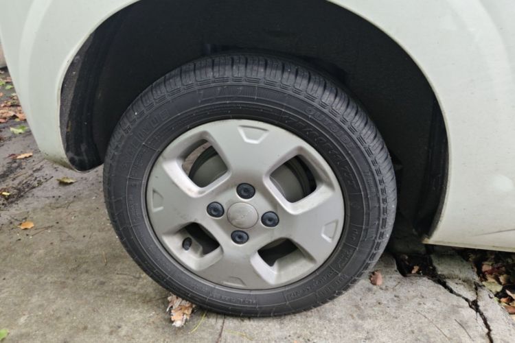 Used Roewe Clever 2021 302km All-Round Version Right Rear Wheel Hub