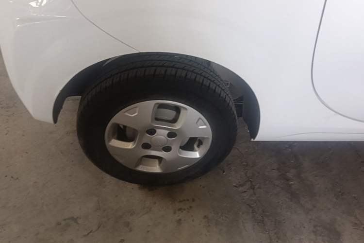 Used Roewe Clever 2021 302km Excellence Edition Right Rear Wheel Hub