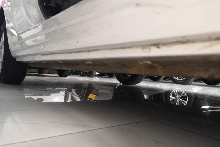 Used Roewe Clever 2021 302km Excellence Edition Right Side Sill