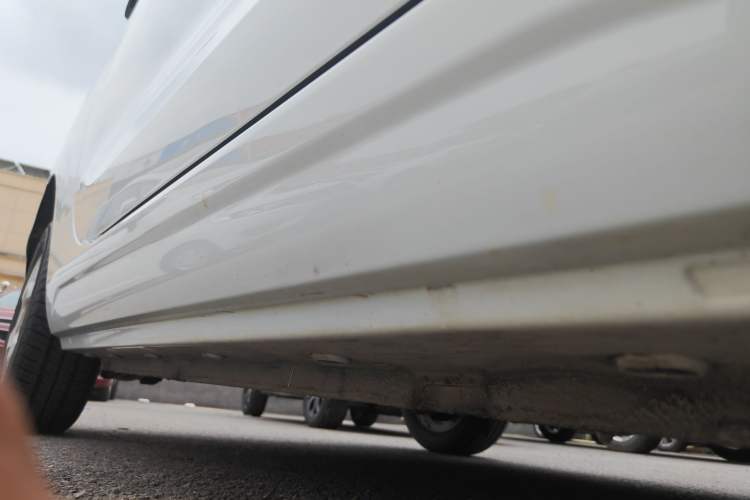 Used Roewe Clever 2021 302km Excellence Edition Right Side Sill