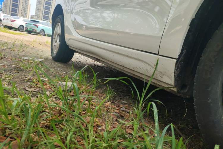 Used Roewe Clever 2021 302km All-Round Version Right Side Sill