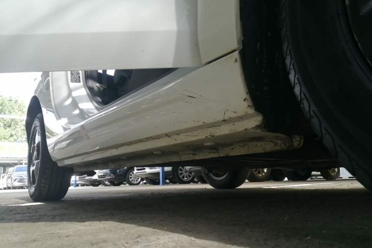 Used Roewe Clever 2021 302km Excellence Edition Right Side Sill
