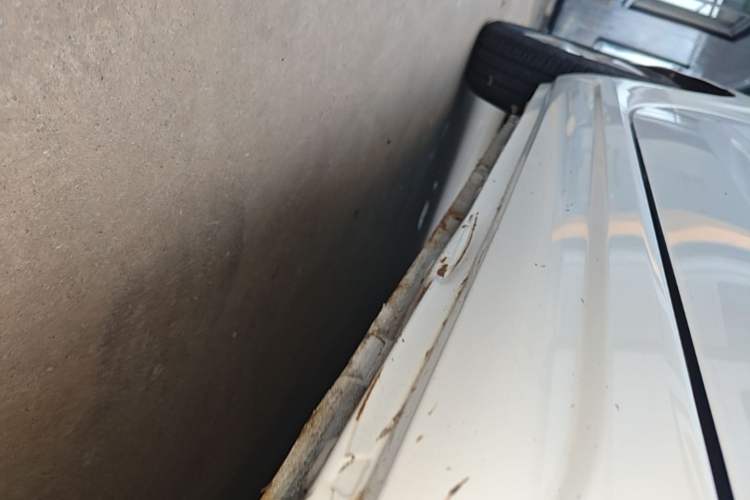Used Roewe Clever 2021 302km All-Round Version Right Side Sill