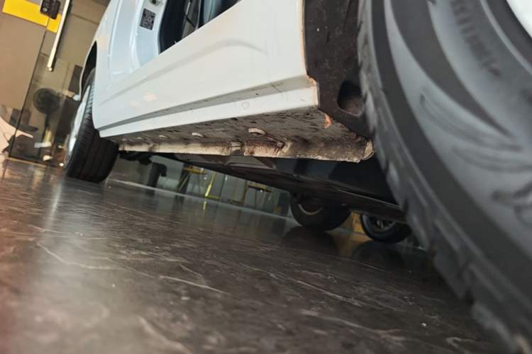 Used Roewe Clever 2021 302km Excellence Edition Right Side Sill