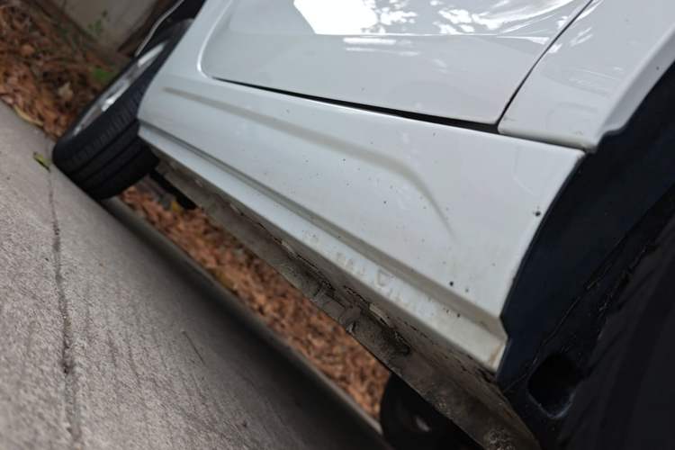 Used Roewe Clever 2021 302km Excellence Edition Right Side Sill