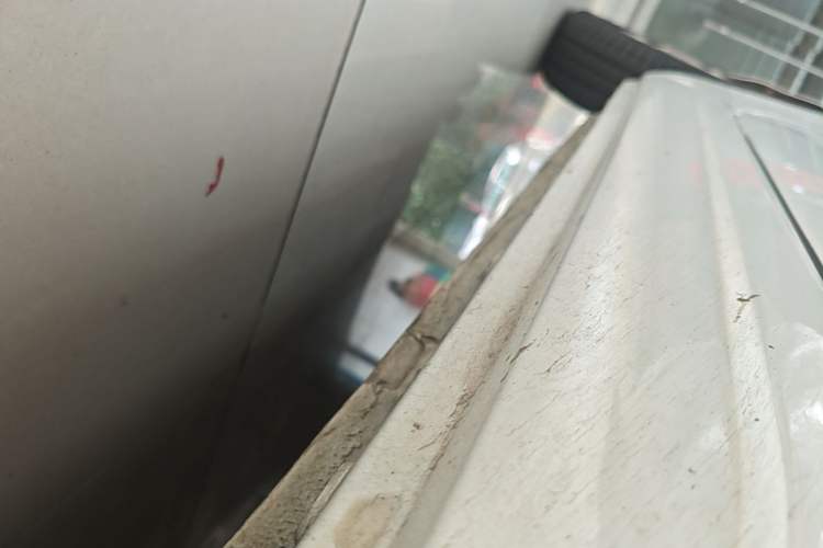 Used Roewe Clever 2021 302km All-Round Version Right Side Sill