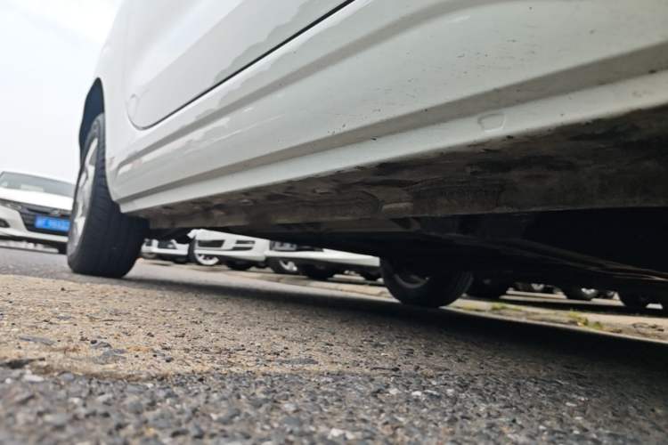 Used Roewe Clever 2021 302km All-Round Version Right Side Sill