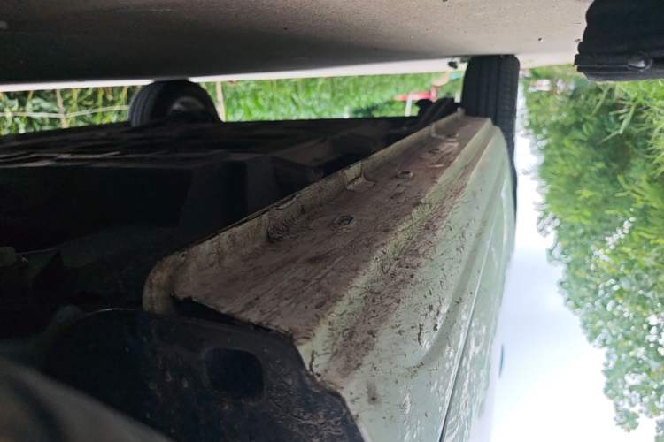 Used Roewe Clever 2021 302km All-Round Version Right Side Sill