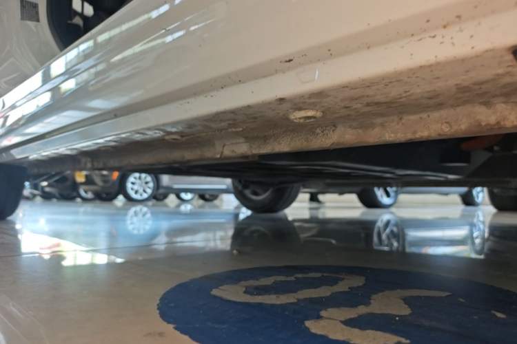 Used Roewe Clever 2021 302km All-Round Version Right Side Sill