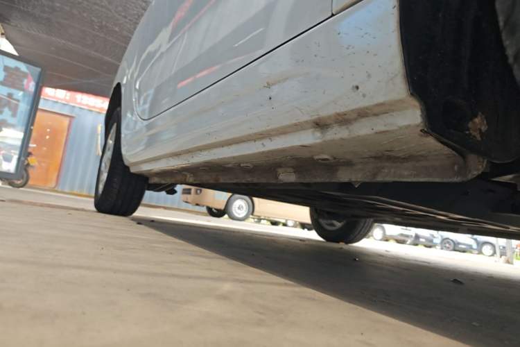 Used Roewe Clever 2021 302km All-Round Version Right Side Sill