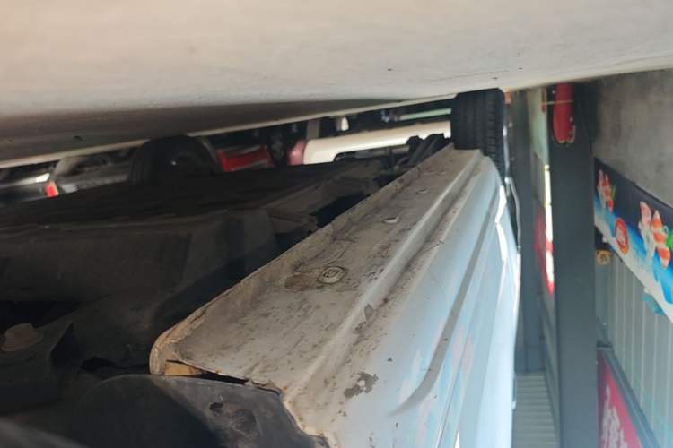 Used Roewe Clever 2021 302km All-Round Version Right Side Sill