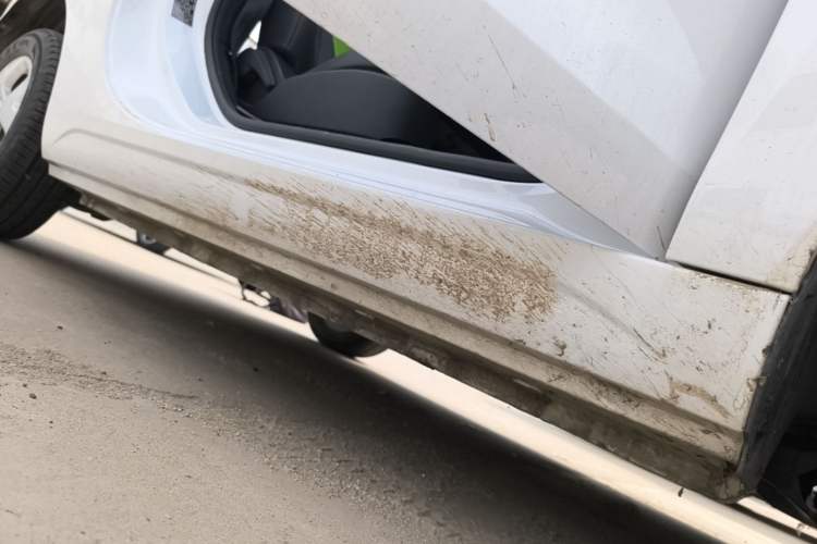 Used Roewe Clever 2021 302km Excellence Edition Right Side Sill
