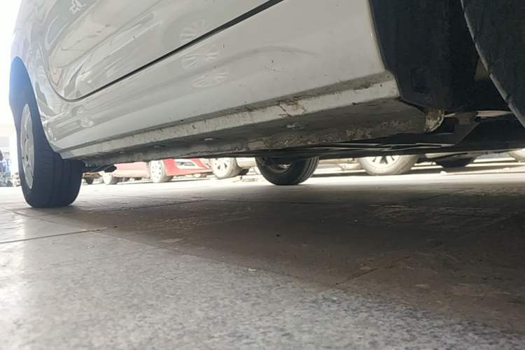 Used Roewe Clever 2021 302km Excellence Edition Right Side Sill