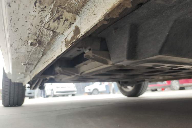 Used Roewe Clever 2021 302km All-Round Version Right Side Sill