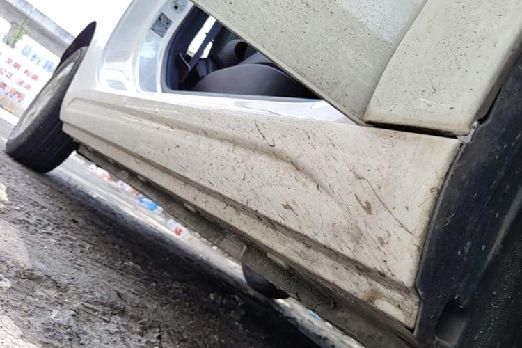 Used Roewe Clever 2021 302km Excellence Edition Right Side Sill