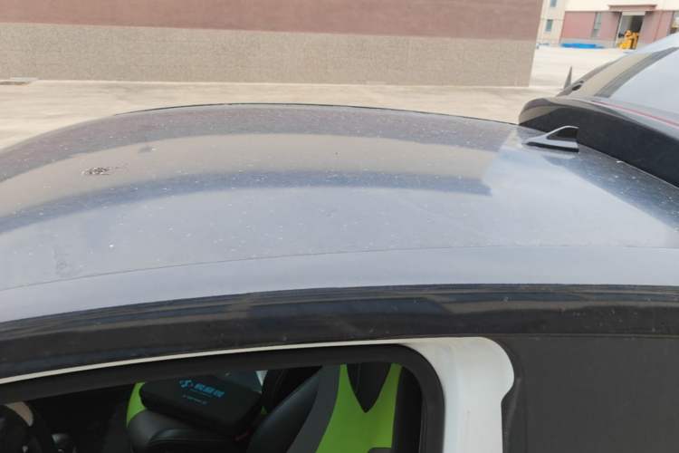 Used Roewe Clever 2021 302 km New Four-Seater Super-Efficient Version Roof