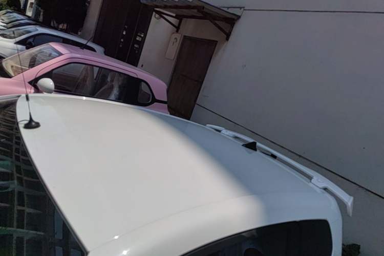 Used Roewe Clever 2021 302 km New Four-Seater Super-Efficient Version Roof