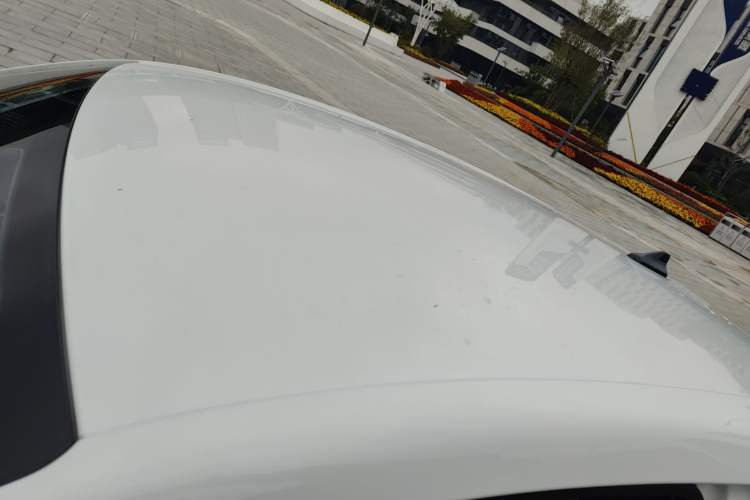 Used Roewe Clever 2021 302 km New Four-Seater Super-Efficient Version Roof