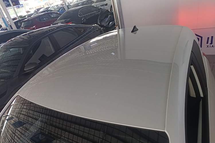 Used Roewe Clever 2021 302 km New Four-Seater Super-Efficient Version Roof