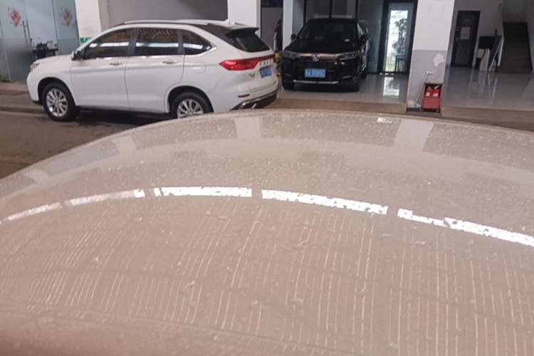 Used Roewe Clever 2021 302 km New Four-Seater Super-Efficient Version Roof
