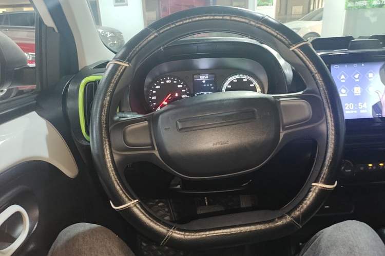 Used Roewe Clever 2021 302km All-Round Version Steering Wheel