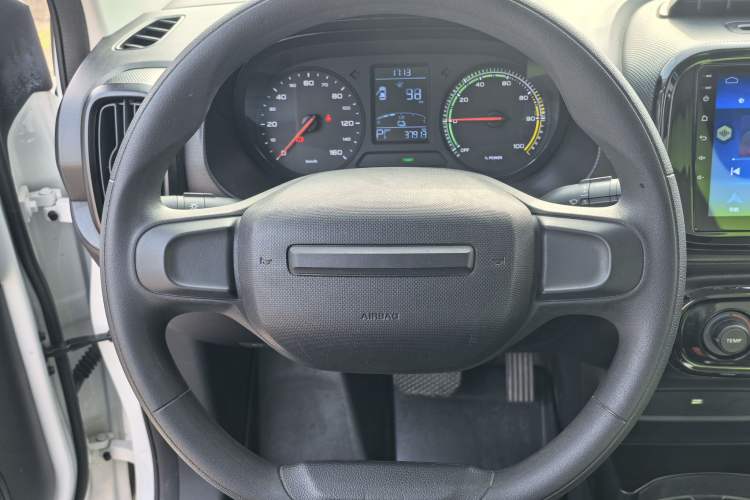 Used Roewe Clever 2021 302km Excellence Edition Steering Wheel