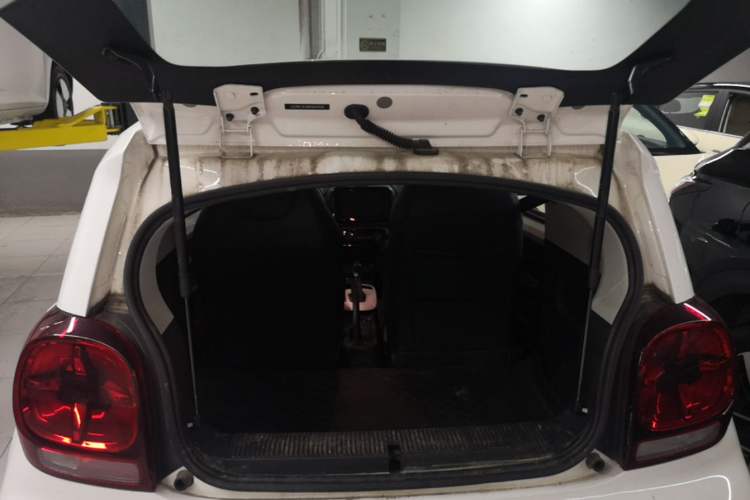 Used Roewe Clever 2021 302km Excellence Edition Trunk